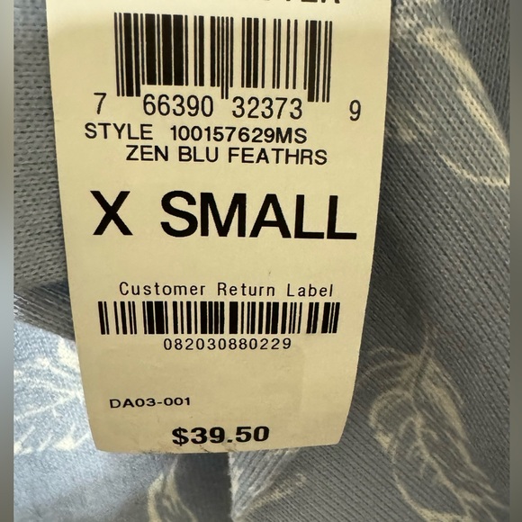 Beautiful Sleep Shirt for the low low Price - Picture 4 of 5